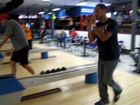 How to get a strike in duckpin bowl