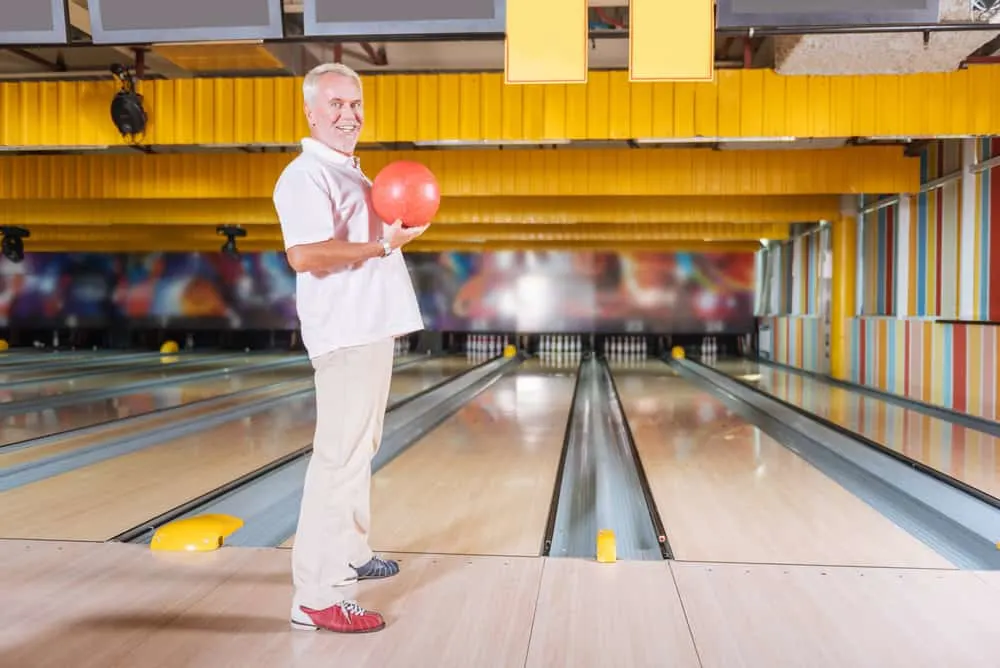 What Weight Bowling Ball Should A 70 Year Old Man Use?
