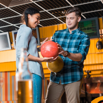 How much do bowling lessons cost title