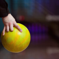 How to throw a bowling ball is essential to improve your bowling score.