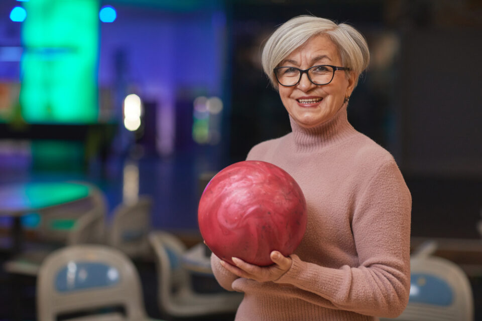 Can You Bowl With Arthritis in Your Hands, Wrists, or Knees?