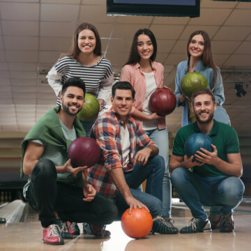 Bowling team positions title