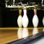 Thickness of bowling lane