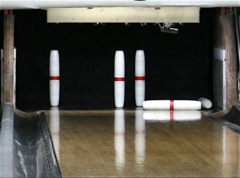 Candlepin Bowling Usa Lanes Rs Version Two .webp