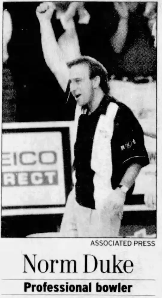 Black and white image of norm duke who made pba history as only one of three to reach 40 career pba tour titles at the time.