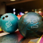 Difference between men and women bowling balls