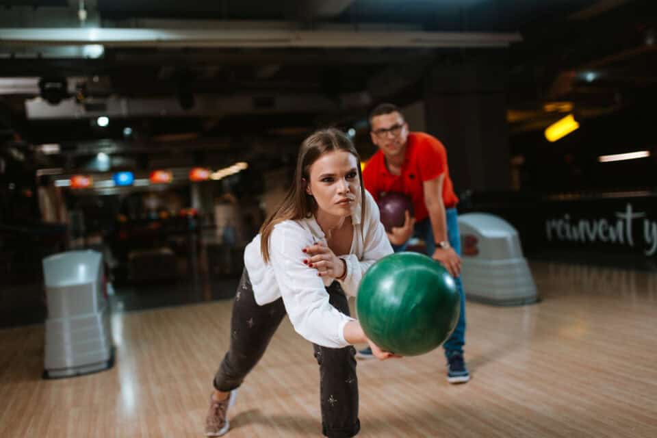 How to Find a Bowling Coach: In Person Virtual Lessons